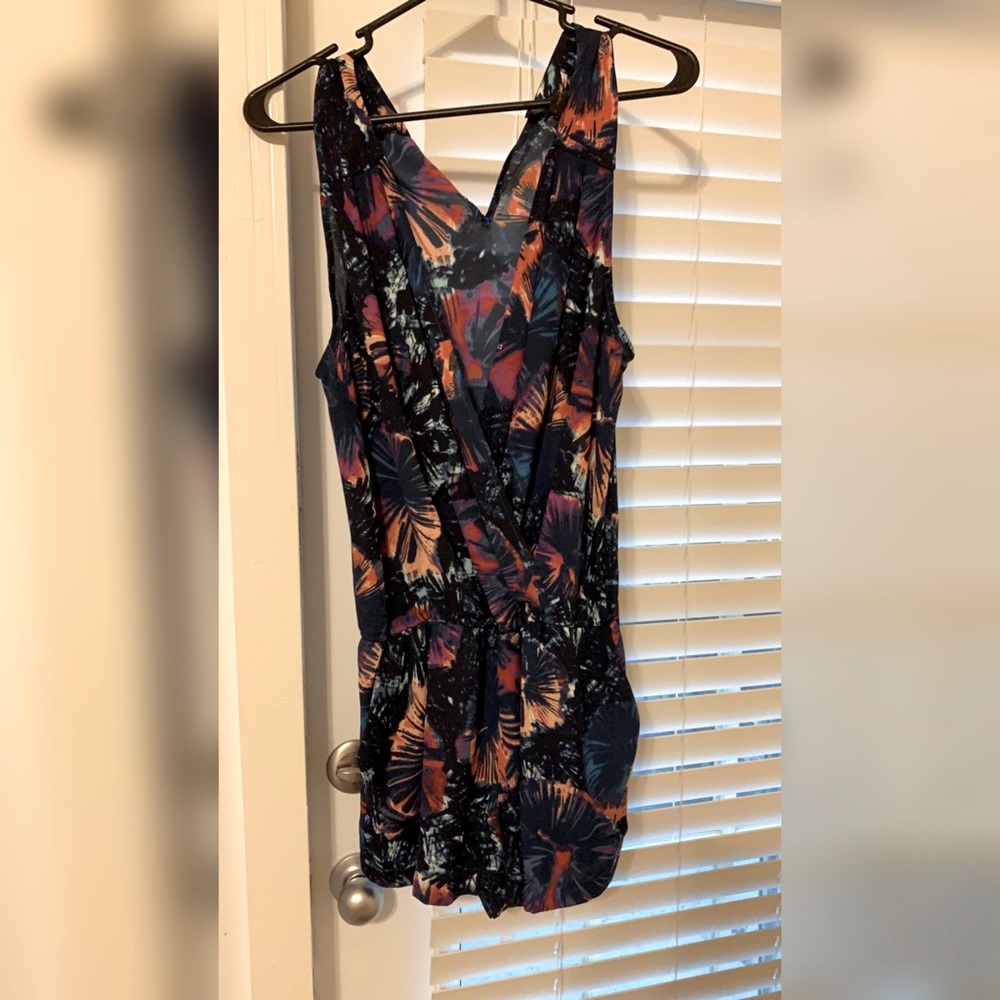 Floral fitted romper